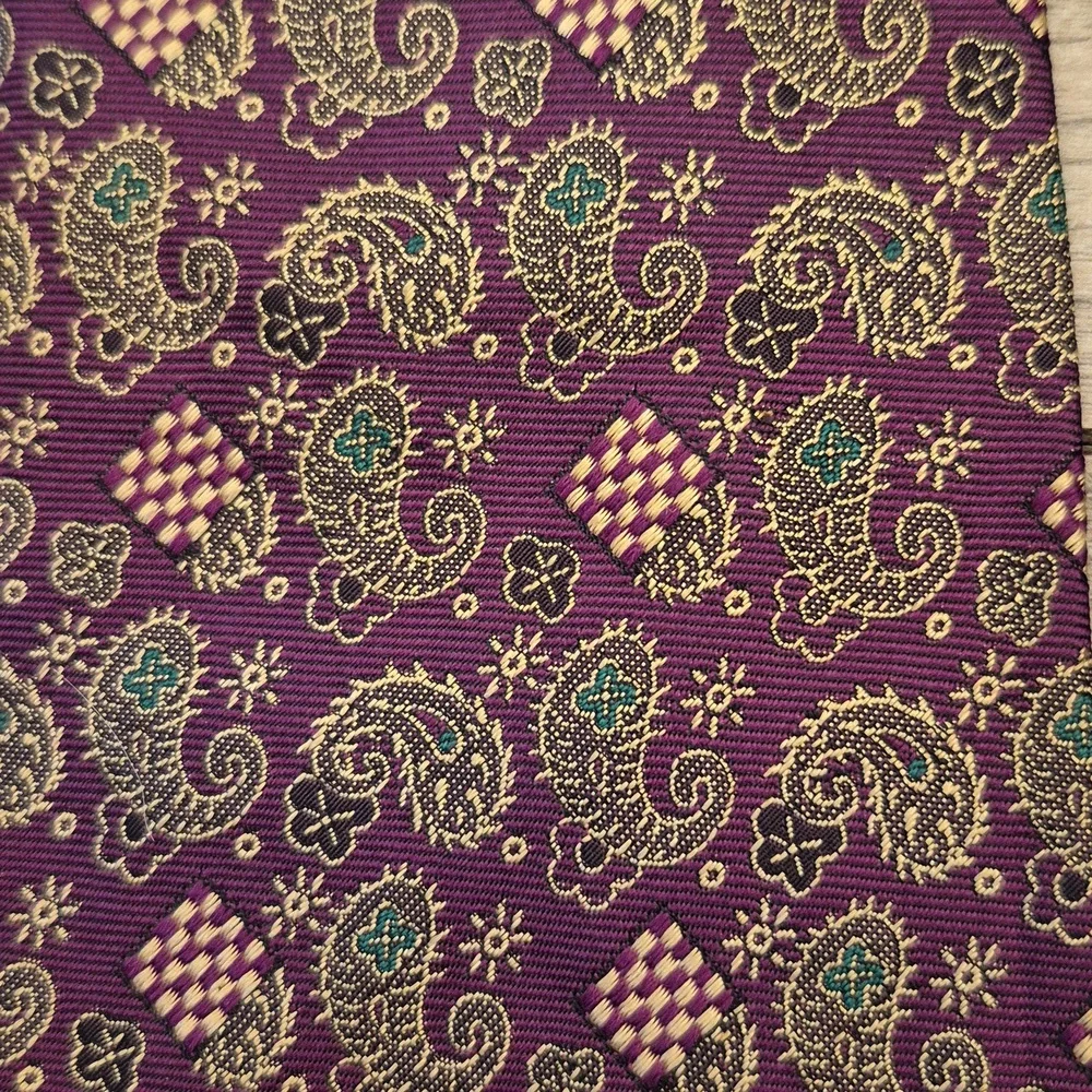 POLO‎ RAPH LAUREN Metallic Purple Beige Paisley USA Hand Made Mens Silk Tie VTG